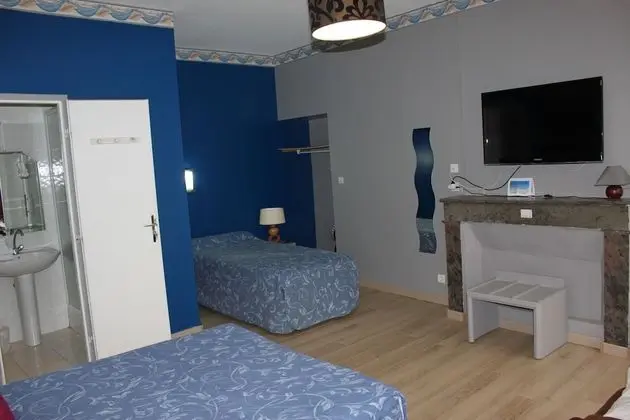 Üç Kişilik Oda