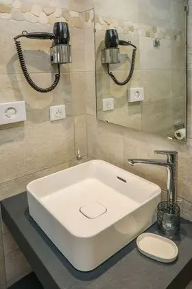 Classic Tek Büyük Yataklı Oda, Özel Banyo, Dağ Manzaralı (3 étoiles)