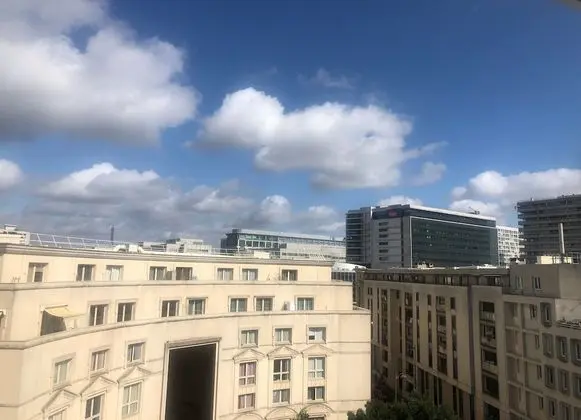 Tek Büyük Yataklı Oda, Şehir Manzaralı