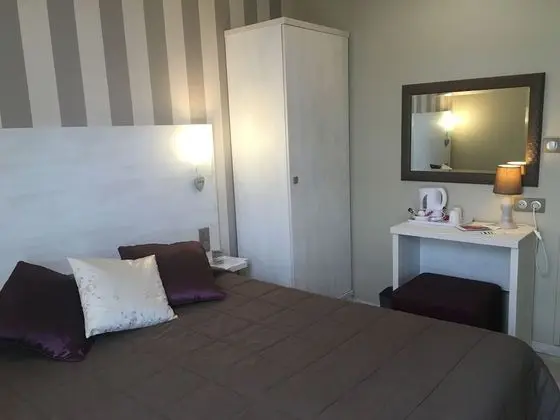 Comfort Tek Büyük Yataklı Oda