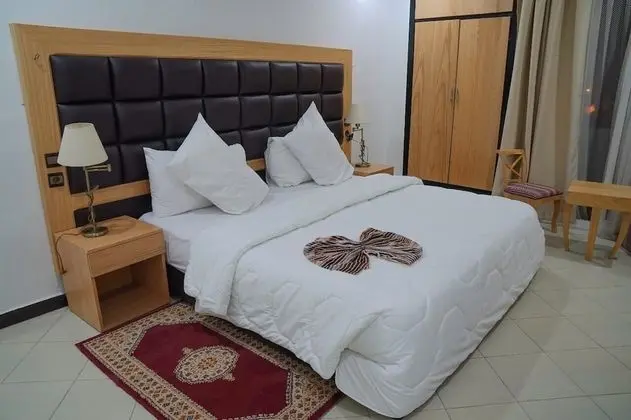 Üç Kişilik Oda