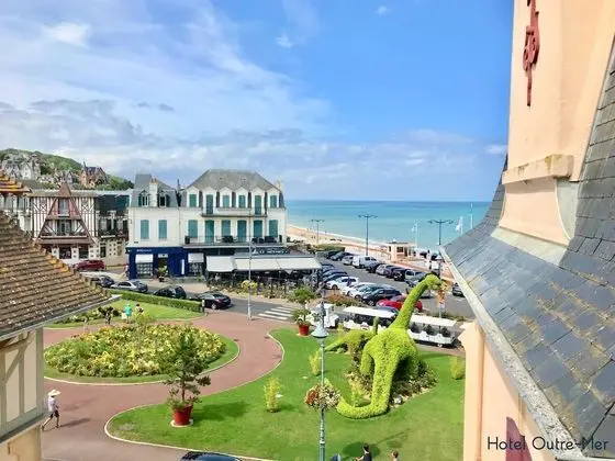 Family Dört Kişilik Oda, 1 Büyük (Queen) Boy Yatak ve Çekyat, Denize Bakan (n°14)