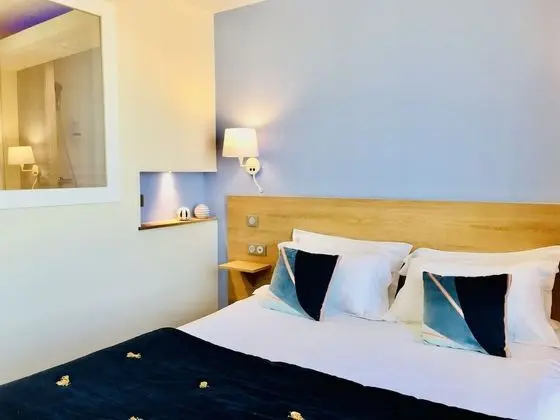 Superior Tek Büyük Yataklı Oda, 1 Büyük (Queen) Boy Yatak, Denize Bakan (n°11)