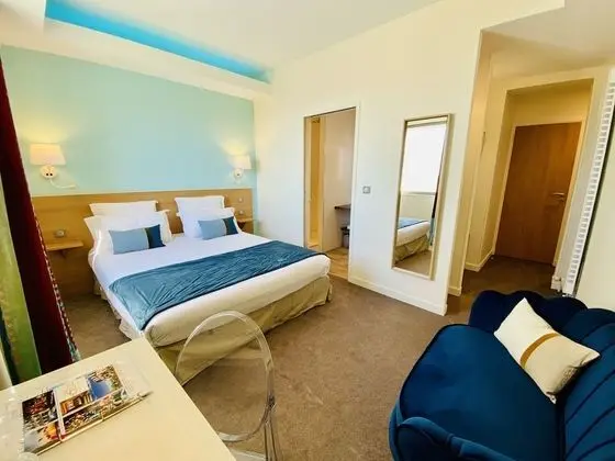 Superior Tek Büyük Yataklı Oda, 1 Büyük (Queen) Boy Yatak, Denize Bakan (n°11)