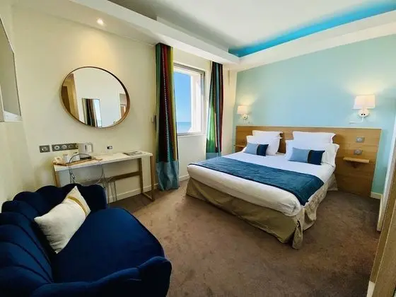 Superior Tek Büyük Yataklı Oda, 1 Büyük (Queen) Boy Yatak, Denize Bakan (n°11)