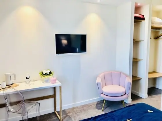 Superior Tek Büyük Yataklı Oda, 1 Büyük (Queen) Boy Yatak, Denize Bakan (n°11)