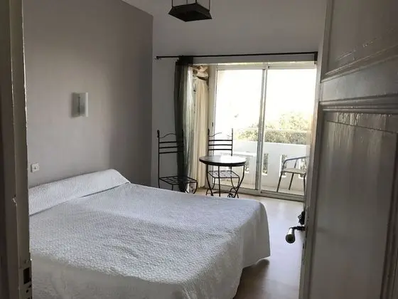 Tek Büyük Yataklı Oda, Balkon, Deniz Manzaralı
