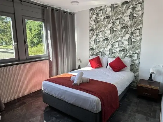 Tek Büyük veya İki Ayrı Yataklı Oda