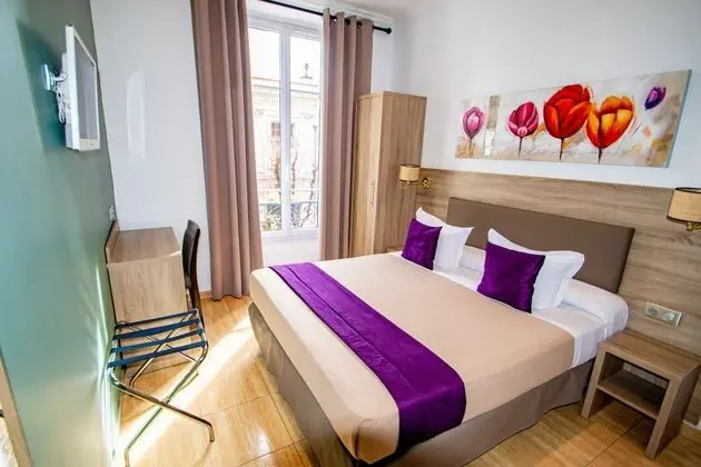 Standard Tek Büyük Yataklı Oda ( Single)