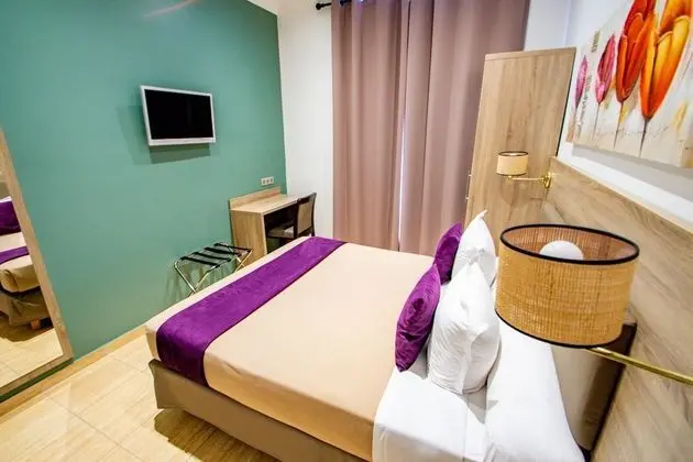 Standard Tek Büyük Yataklı Oda ( Single)