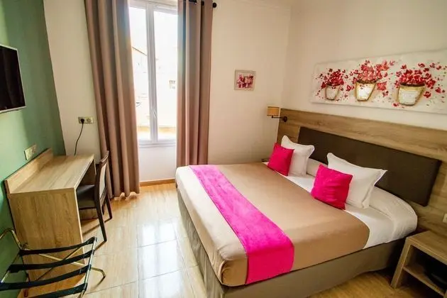 Standard Tek Büyük Yataklı Oda ( Single)