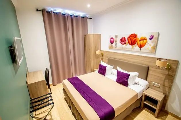 Standard Tek Büyük Yataklı Oda ( Single)