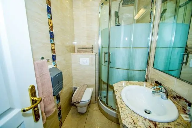 Standard Tek Büyük Yataklı Oda ( Single)