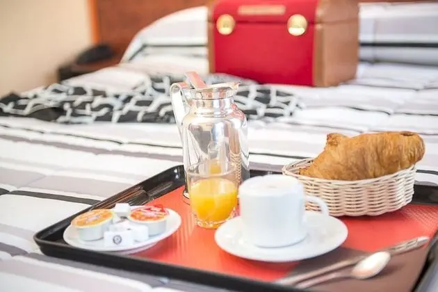 Tek Büyük Yataklı Oda