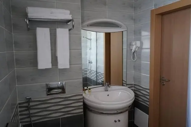 Deluxe Tek Büyük veya İki Ayrı Yataklı Oda, Dağ Manzaralı