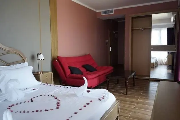 Deluxe Tek Büyük veya İki Ayrı Yataklı Oda, Deniz Manzaralı