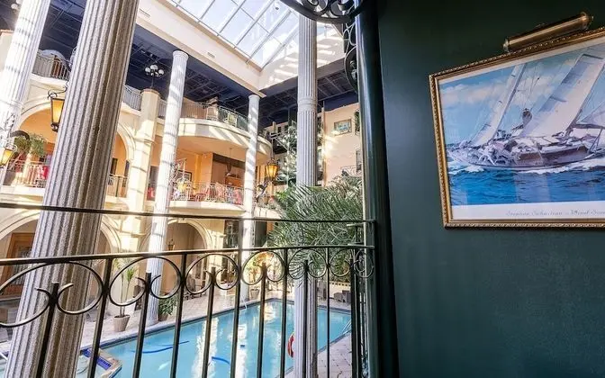 Classic Oda, Birden Çok Yatak, Balkon