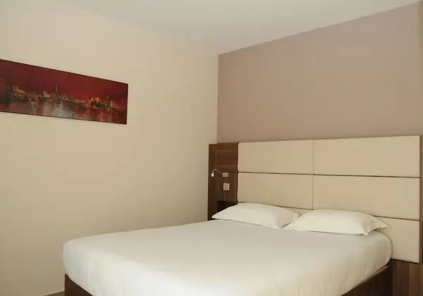 Classic Tek Büyük veya İki Ayrı Yataklı Oda