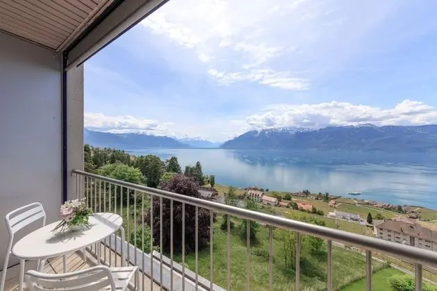 Superior Tek Büyük Yataklı Oda, Balkon, Göl Manzaralı