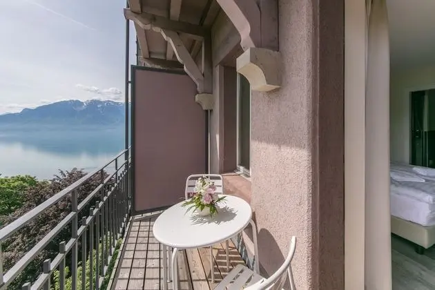 Tek Büyük Yataklı Oda, Balkon, Üzüm Asması Manzaralı