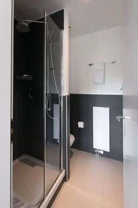Tek Büyük Yataklı Oda, Balkon, Üzüm Asması Manzaralı