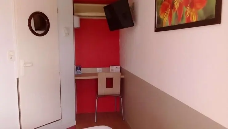 Standard Oda, Birden Çok Yatak (1 Double and 1 Single bed)