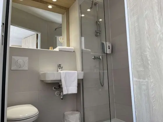 Standard Oda, 3 Tek Kişilik Yatak