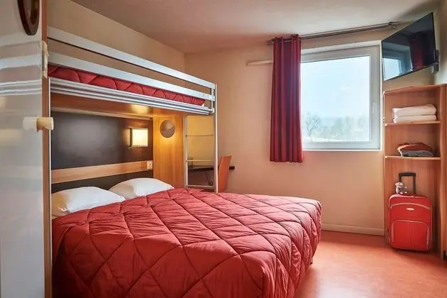 Standard Oda, Birden Çok Yatak (1 Double and 1 Single bed)