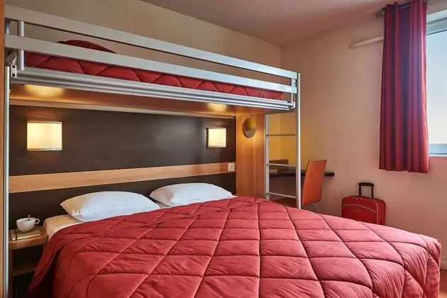 Standard Oda, Birden Çok Yatak (1 Double and 1 Single bed)