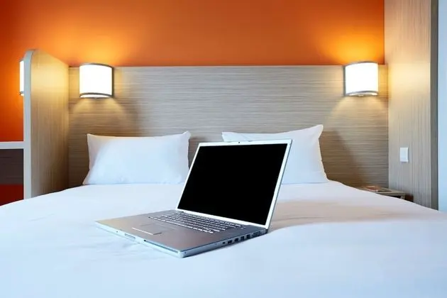 Standard Oda, Birden Çok Yatak (One Double Bed and One Single Bed)