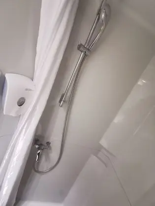 Standard Oda, Birden Çok Yatak (1 Double and 1 Single bed)