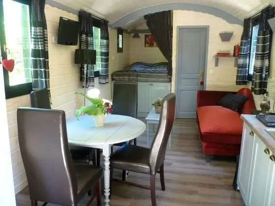 Karavan (Caravan Chic)