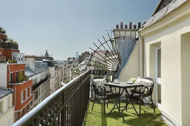 Oda, Balkon