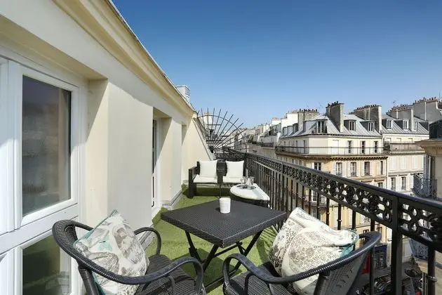 Oda, Balkon