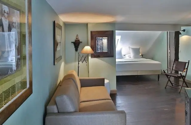 Süit (for 4 persons)