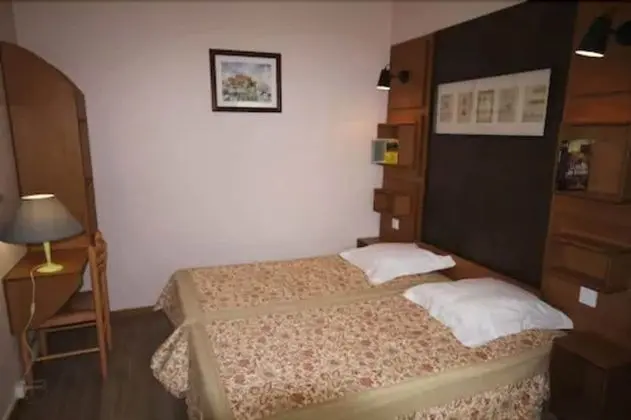 Economy Tek Büyük Yataklı Oda, Ortak Banyo