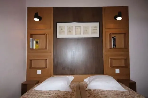 Economy Tek Büyük Yataklı Oda, Ortak Banyo