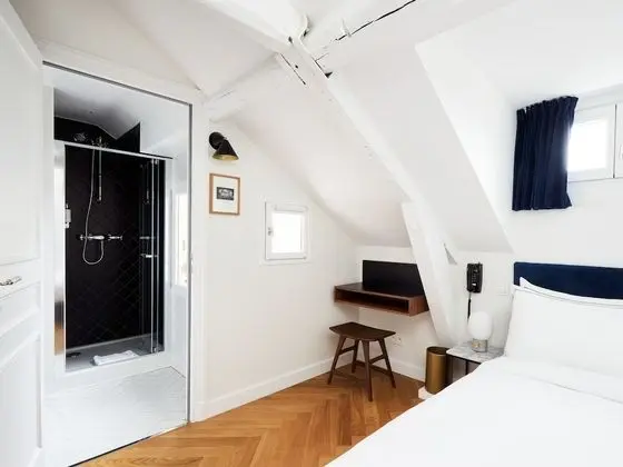 Tek Büyük veya İki Ayrı Yataklı Oda