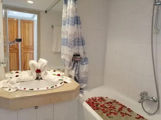 Standard Üç Kişilik Oda