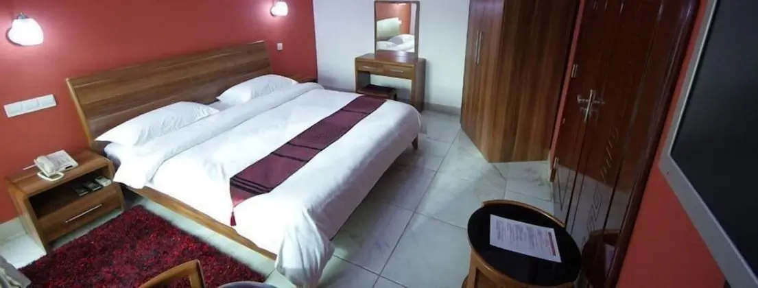 Junior Süit (Single)