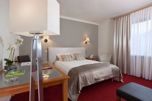 Comfort Tek Büyük Yataklı Oda