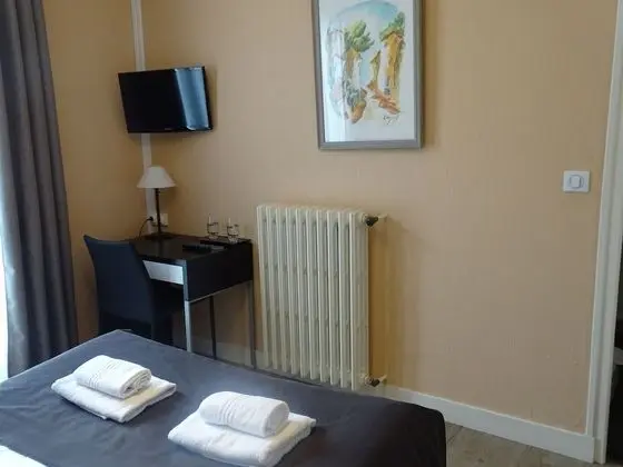 Classic Tek Büyük Yataklı Oda