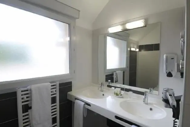 Comfort Tek Büyük Yataklı Oda (Or Single )