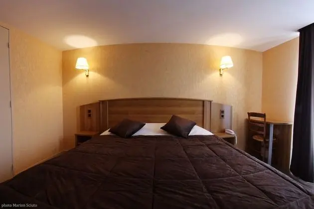 Standard Tek Büyük Yataklı Oda