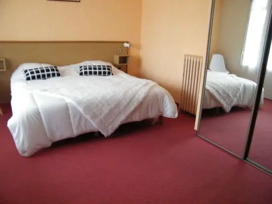 Comfort Tek Büyük Yataklı Oda