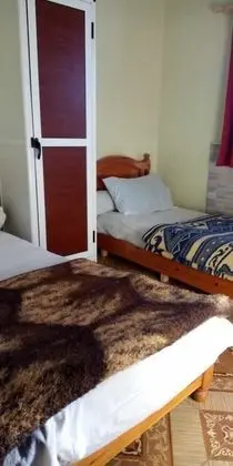 Üç Kişilik Oda