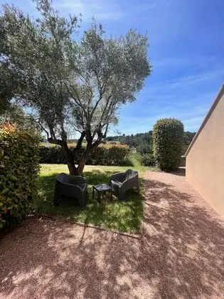 Standard Tek Büyük Yataklı Oda, Özel Banyo, Bahçe Manzaralı