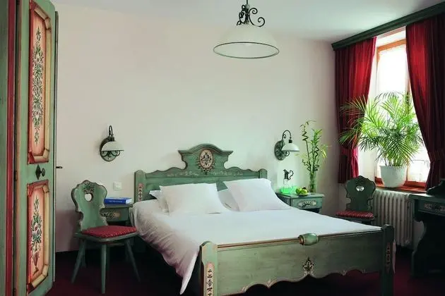 Comfort Tek Büyük Yataklı Oda