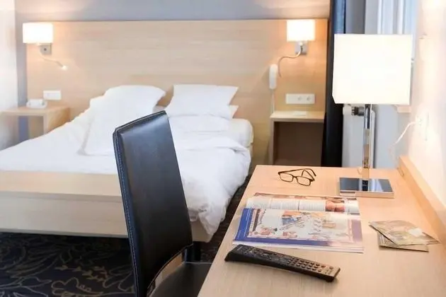 Comfort Tek Büyük Yataklı Oda