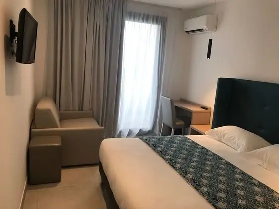 Superior Üç Kişilik Oda, 1 Büyük (Queen) Boy Yatak ve Çekyat, Balkon, Deniz Manzaralı